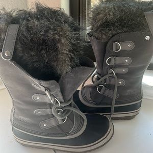 COPY - Women’s Sorel Joan of Arc boots.